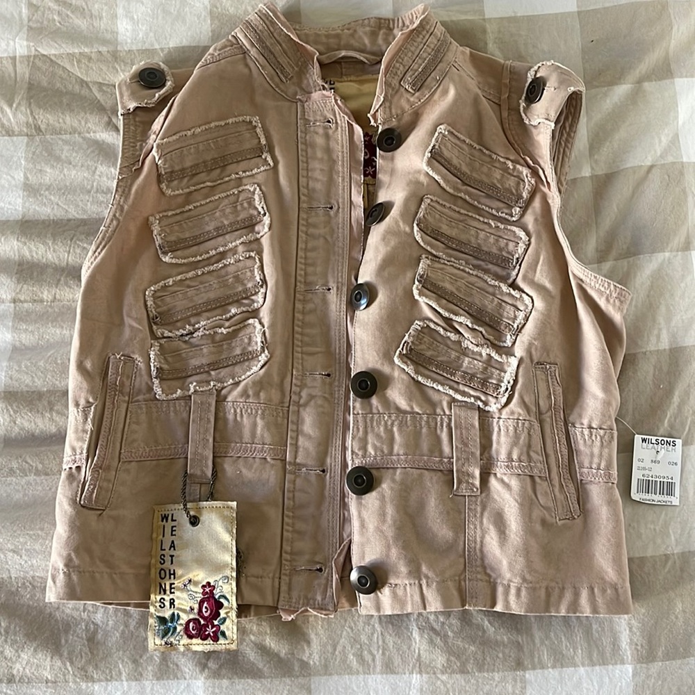 Women’s Wilson Leather Short Sleeve Vest Size S